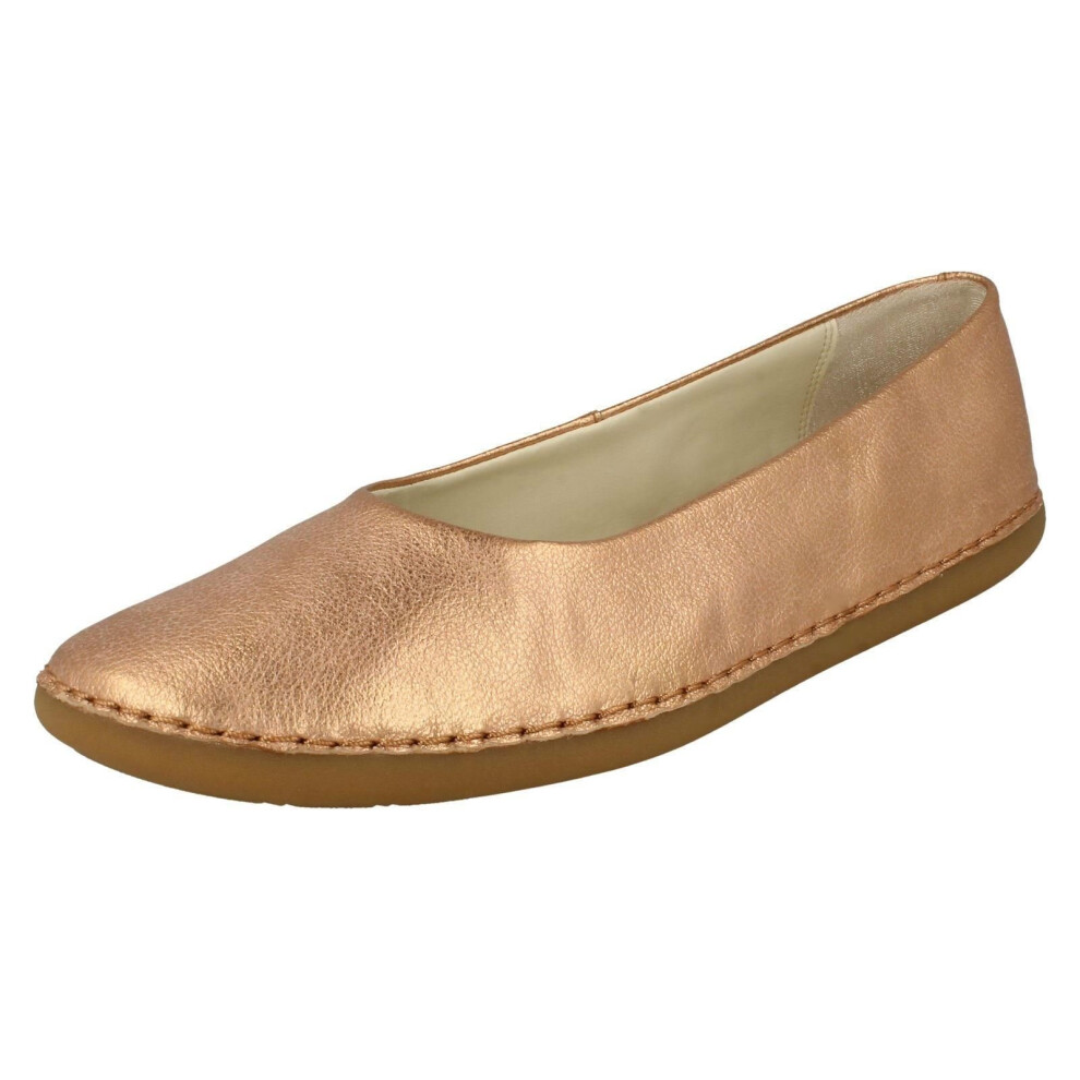 Clarks (Uk 3.5 Child, Bronze (Gold)) Girls Stylish Ballerina Shoes Skylark Soar - F Fit
