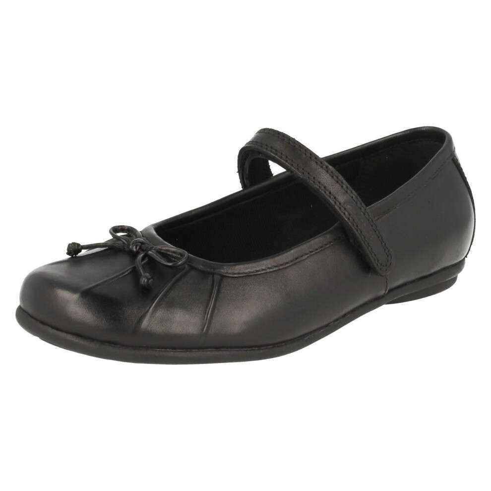 (UK 8 Child, Black) Girls Clarks School Shoes Tasha Ally - G Fit