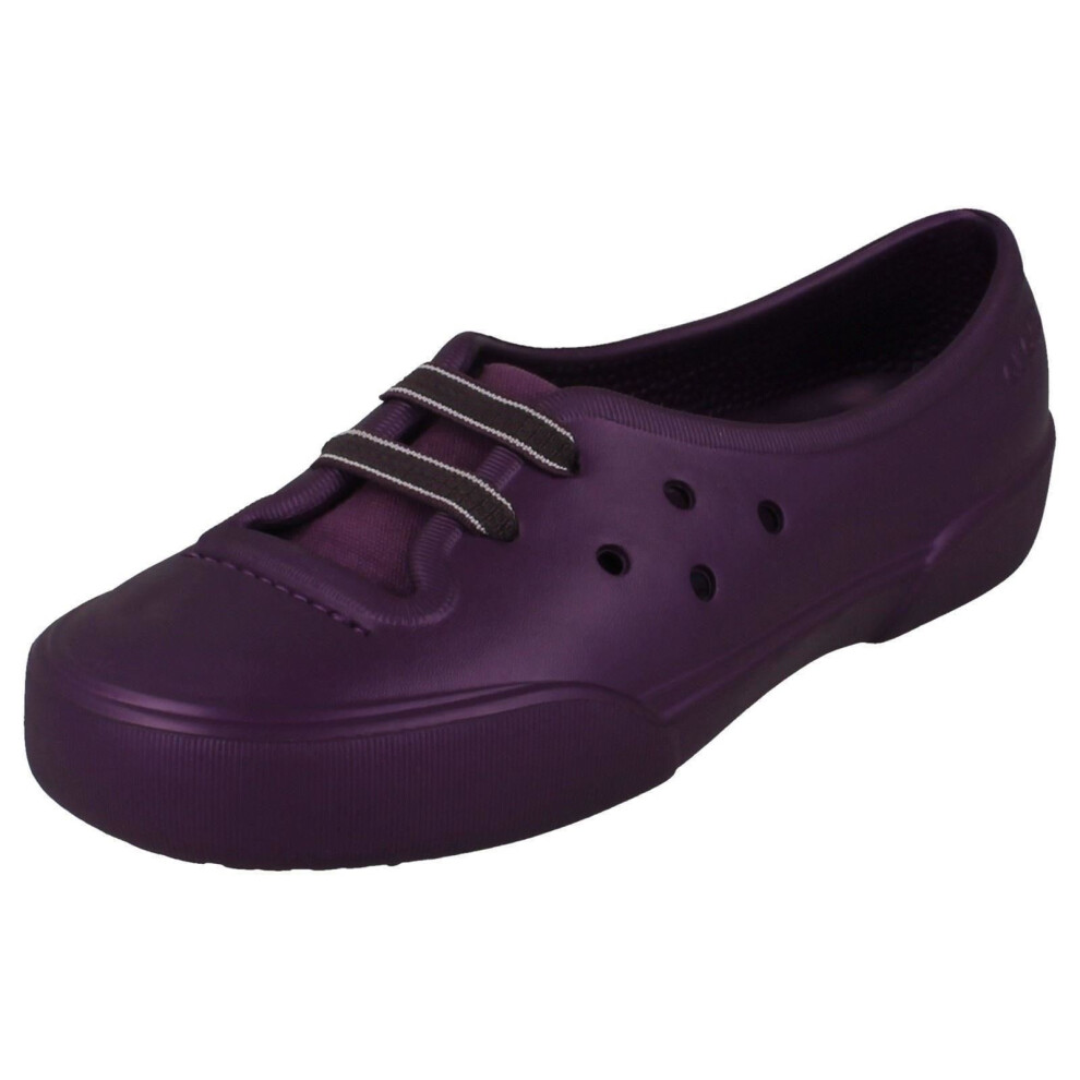 (UK 1-2 Child, Grape (Purple)) Girls Crocs Slip On Flats Nahanijunior