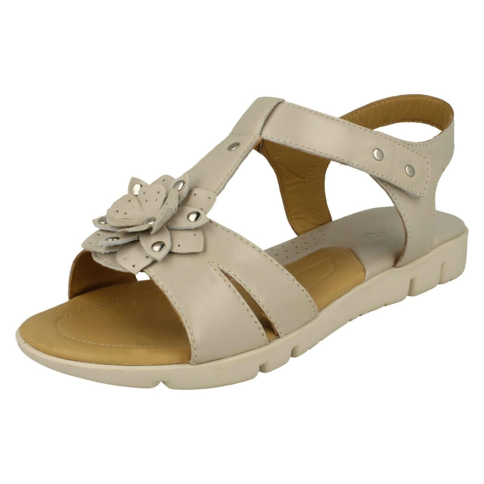 (UK 4.5, Ivory) Ladies Padders Flower Detailed Sandals Tansy - 2E Fit