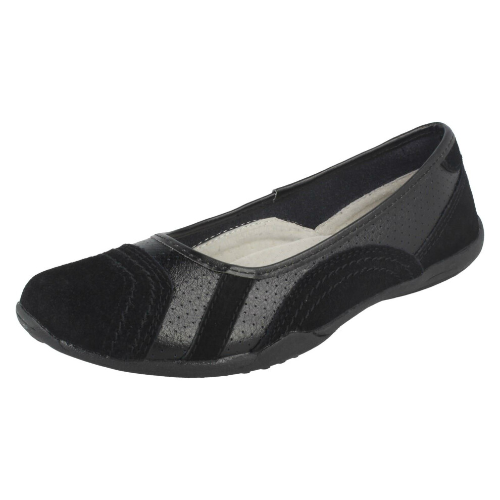 (UK 6, Black) Ladies Down To Earth Flat Ballerina Shoes