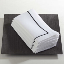 Saro Lifestyle Broderet Line Design servietter (s?t med 4) Sort 20""""