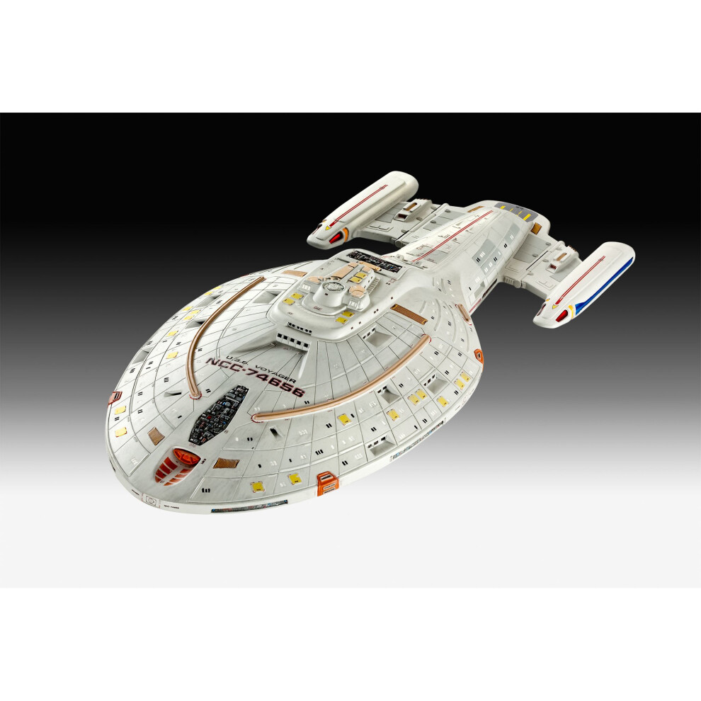 RV04992 - Revell Star Trek 1:670 - USS Voyager