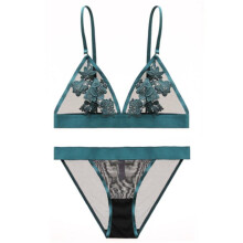 Sexy Lace Wireless Vest Type Bras Set For Women Push Up A B C Cup Embroidery Plus Size Underwear Set Bra and Panty Set
