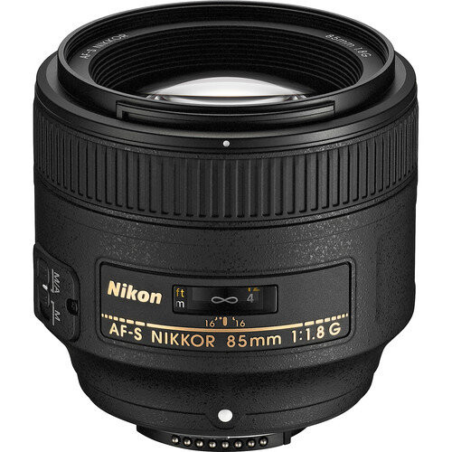 Nikon NIKON AF-S 85 mm F1.8G + HOYA 67 mm PRO 1D Protector 1
