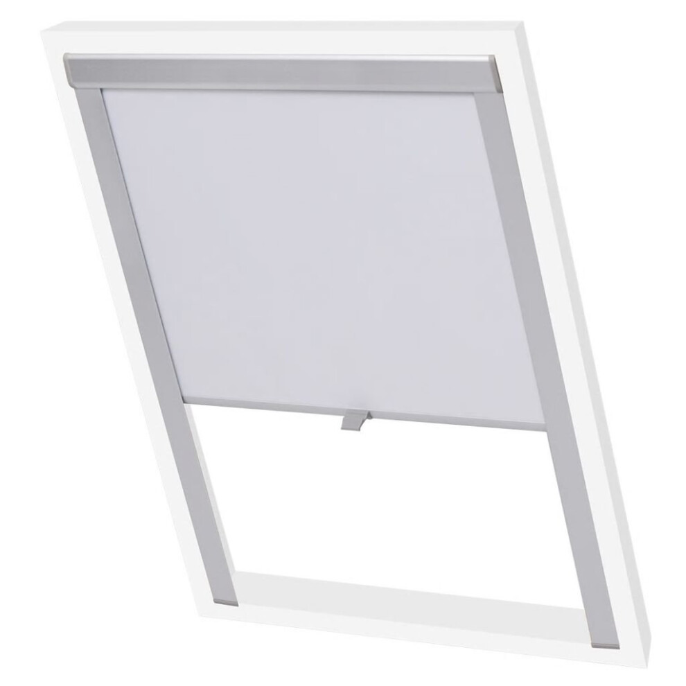 vidaXL Blackout Roller Blinds for Roof Window White 104 Protector Cover