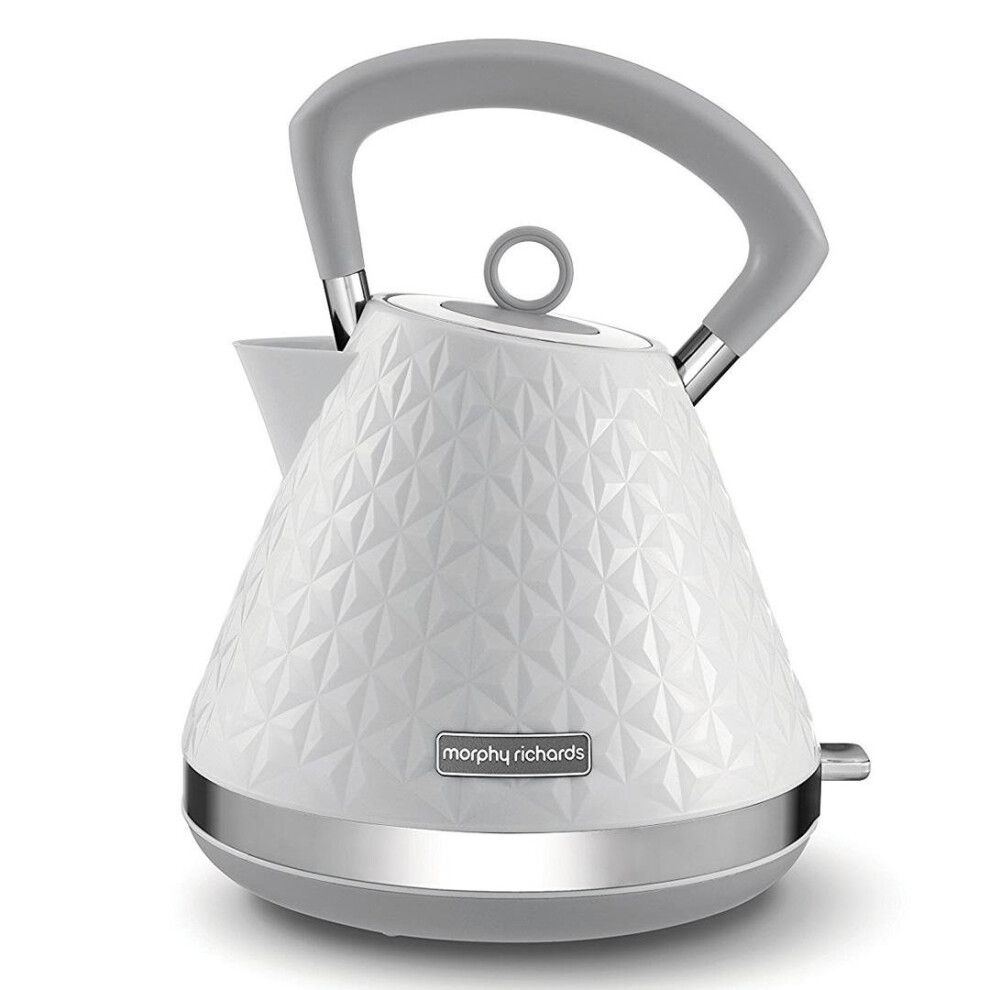 Morphy Richards 108134 Vector Pyramid Kettle 1.5 L Traditional White