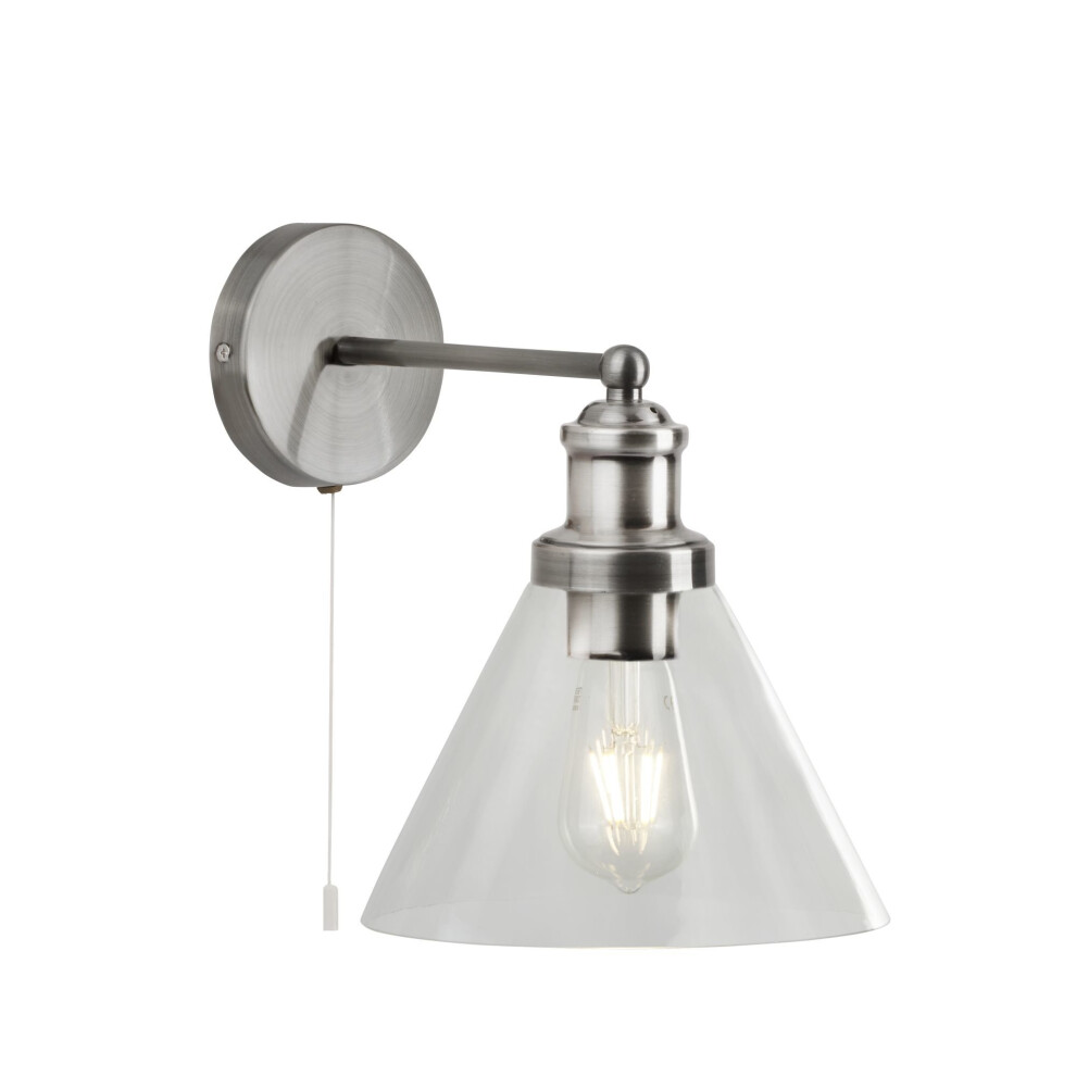 Searchlight Pyramid Wall Light SS Clear Glass Shade