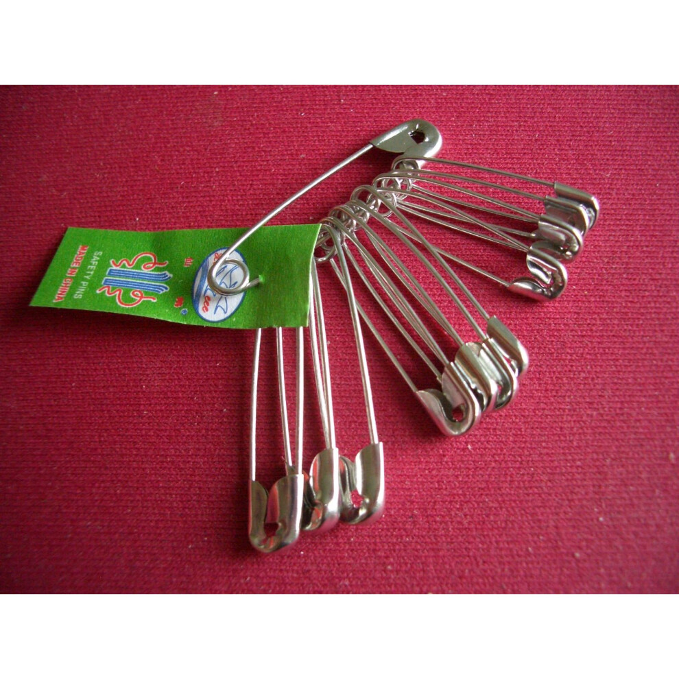 Bunch of 12 Safety Pins 3 Sizes