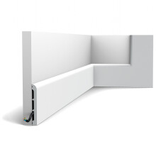 Orac Decor SX184-RAL9003 AXXENT CASCADE Skirting already painted white 2 m