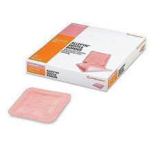 ALLEVYN Gentle Border 7.5 x 7.5 cm Adhesive Foam Dressing, 10 Dressings, Soft Silicone Gel Border for Gentle, Repositionable Wound Care
