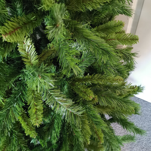 Snow Time 6ft New Duchess Spruce Hinged 772 Tips Green Christmas Tree 1