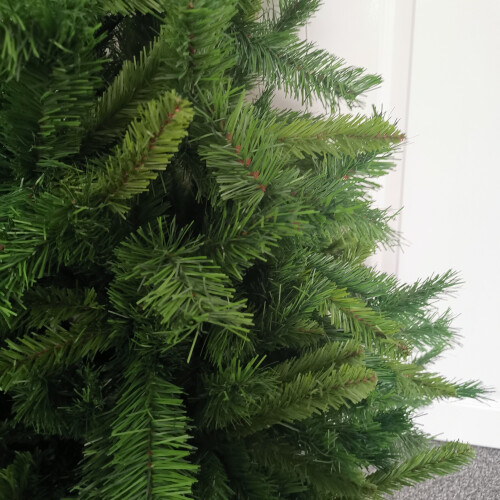 Snow Time 5ft New Duchess Spruce Hinged 446 Tips Green Christmas Tree 1