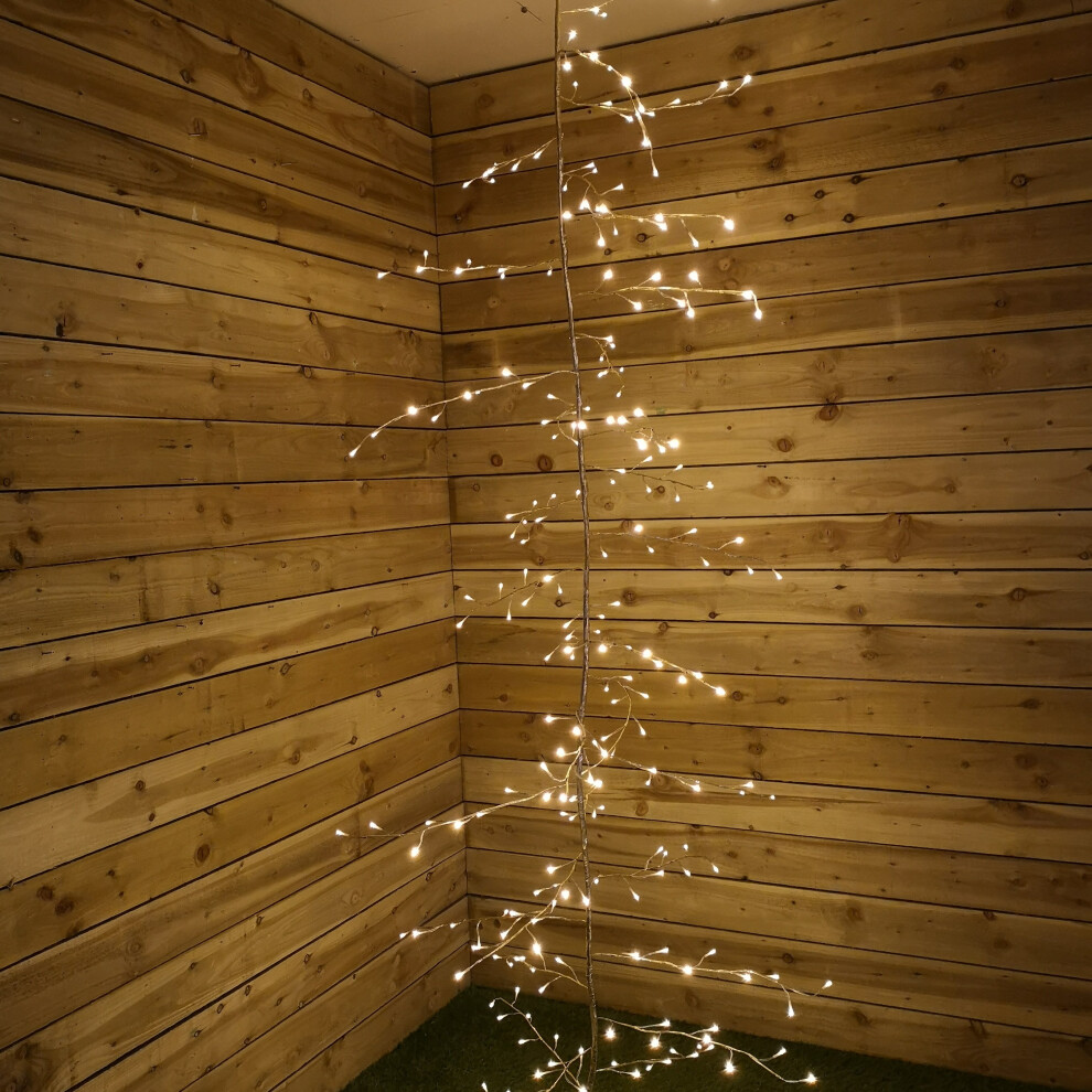 Premier 3M Outdoor And Indoor Lit Branch Garland, 288 Leds Gold