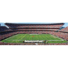 MasterPieces 1000 Dílková Sportovní Skládačka - NFL Cleveland Browns Panoráma - 13"x39"