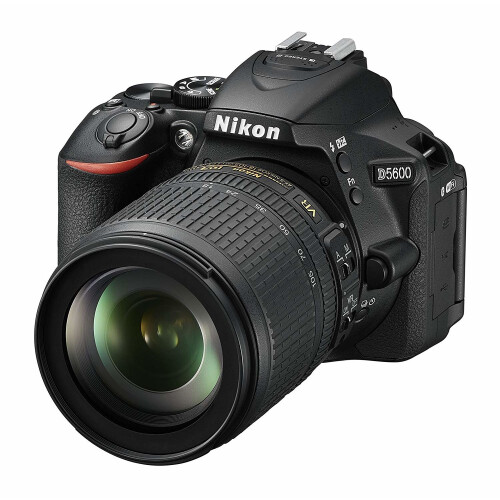 Nikon Nikon D5600 + Af-S 18-105Mm F3.5-5.6G Ed Vr
