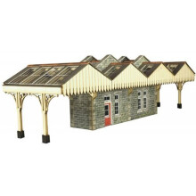 Metcalfe Po322 Island Platform Building