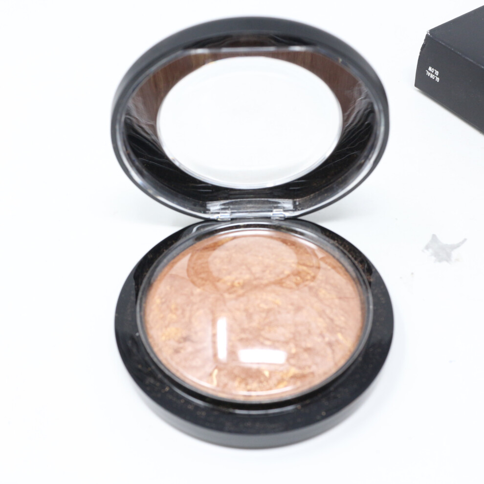 MAC Mineralize Skinfinish Highlighter Global Glow