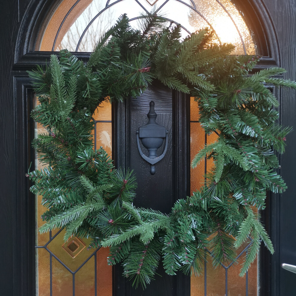 Premier 50Cm Festive Norfolk Pine Christmas Wreath Pe/Pvc Tips Green