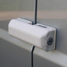 Milenco White Van Door Lock For Sliding Door/Rear Door Single