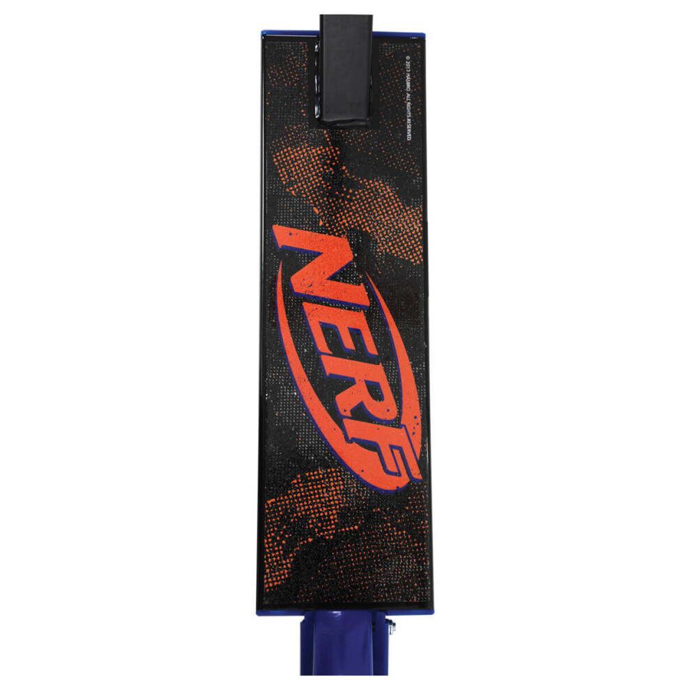 nerf-blaster-scooter---inline-scooter-with-blaster---darts