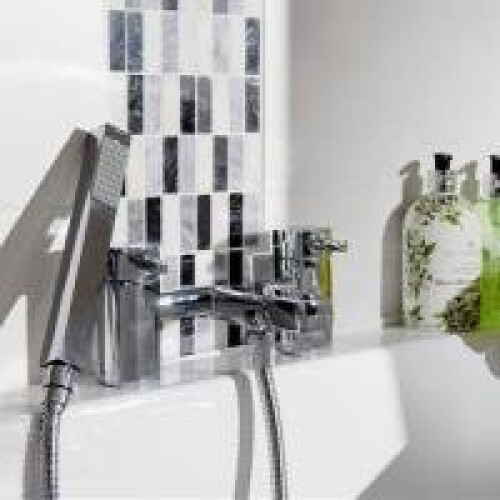 Cassellie Square Nero Bathroom Bath shower mixer tap chrome Brass 1