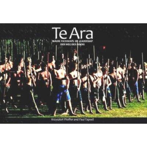 Te Ara by Krzysztof Pfeiffer