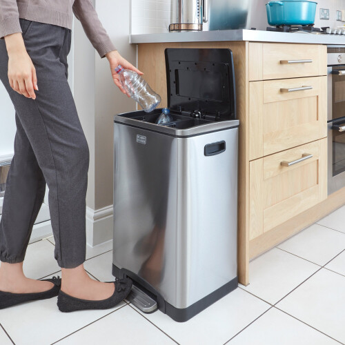 Black + Decker Black+Decker 40L Soft Close Recycling Pedal Bin 1