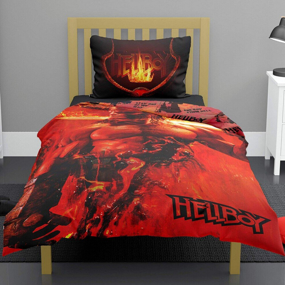 (Double, Red/Black) Hellboy Duvet Set