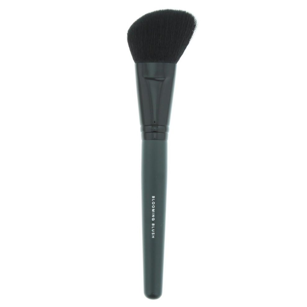 Bm Blooming Blush Brush