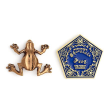 Harry Potter Chocolate Frog Pin Badge Set (2 Pieces)