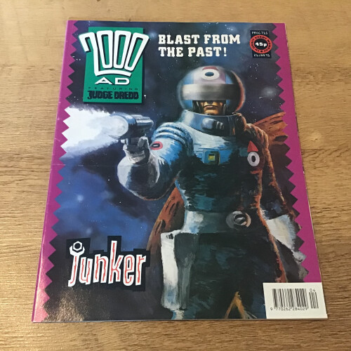 2000AD featuring Judge Dredd 1991 #715 Comic