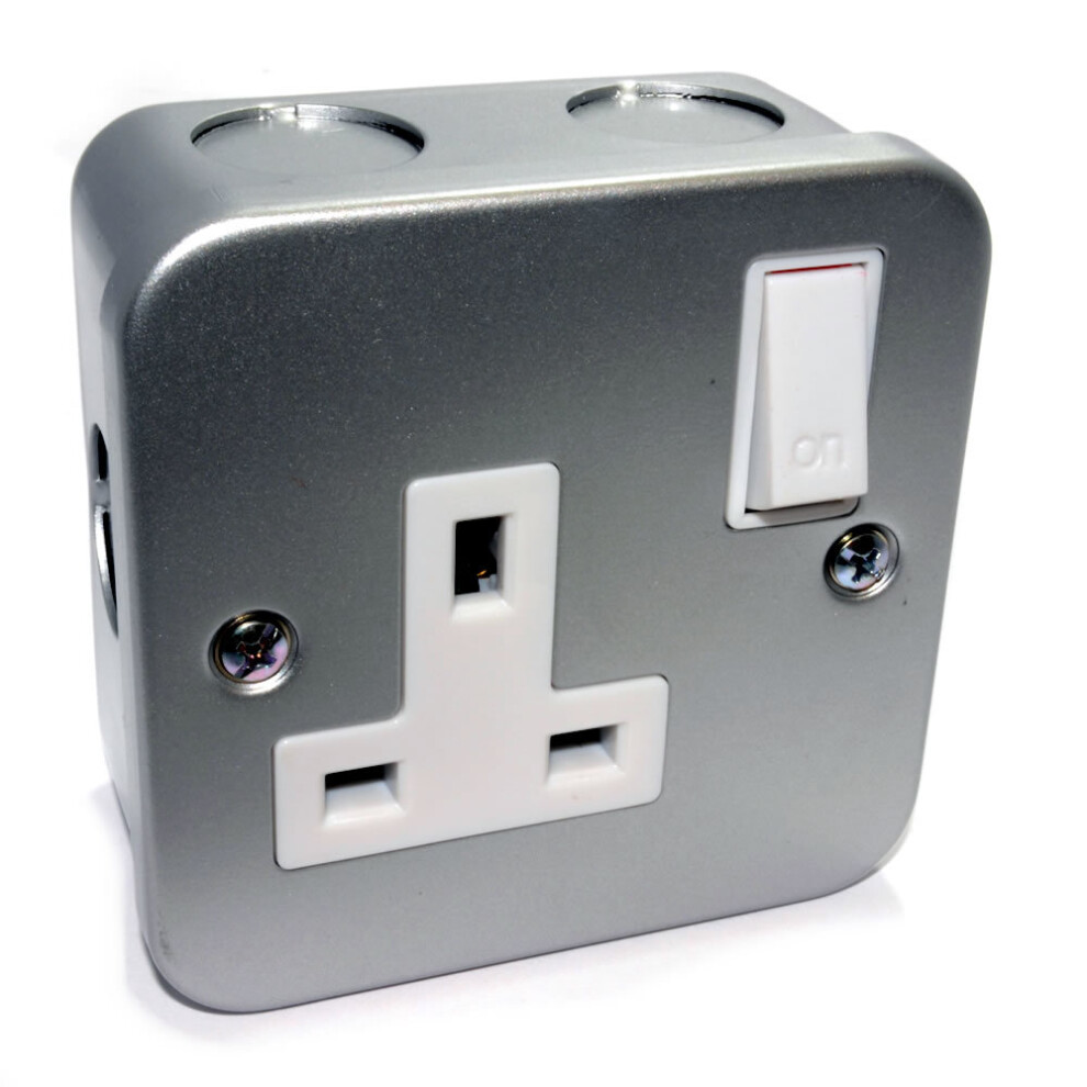 kenable Single Gang Metal Clad Steel UK Power Socket with Cable Entry Points