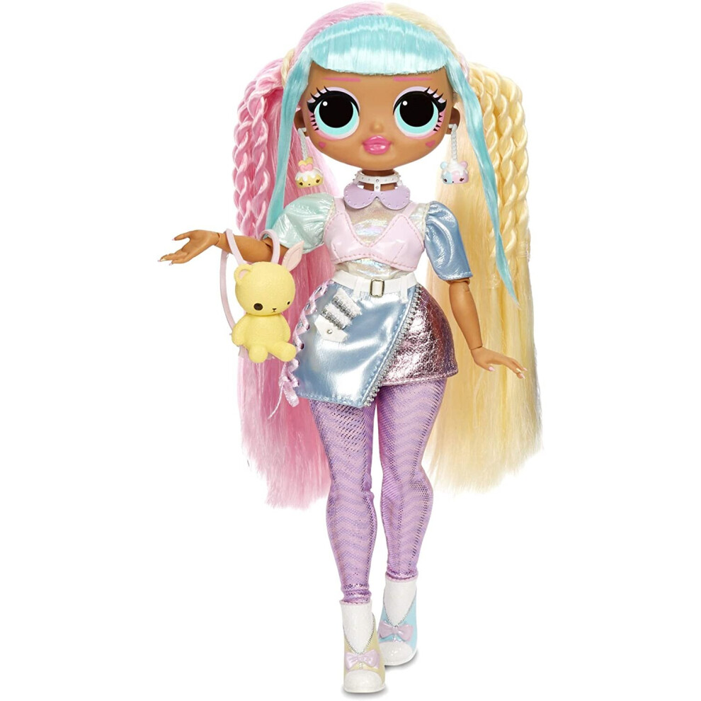 L.O.L. Surprise! 565109E7C O.M.G. Candylicious Fashion Doll with 20 Surprises, Multi