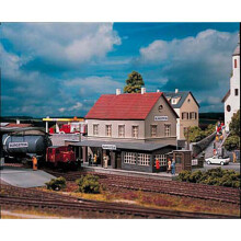 Estación H0 Burgstein - PIKO - Estación H0 Burgstein - Niño - 15 años - Tren en miniatura