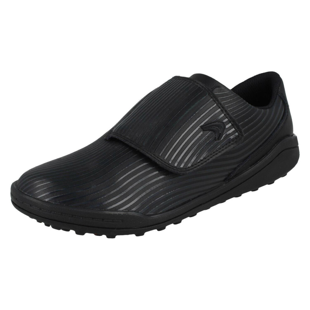 (Black, UK 10 Child) Boys Clarks Washable Trainers Circuit Swift - G Fit