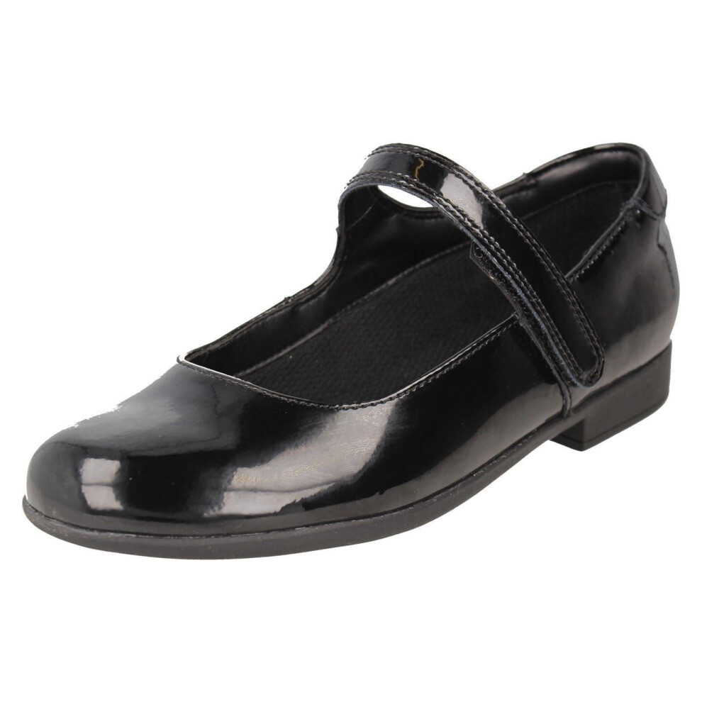 (Black, UK 11.5 Child) Girls Clarks Formal/School Shoes Scala Pure - E Fit