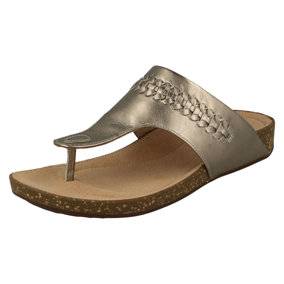 (Gold, UK 4) Ladies Clarks Buckle Detailed Strap Sandal Un Perri Way - D Fit