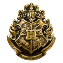 Hogwarts Crest Wall Plaque from Harry Potter - Noble Collection NN7741