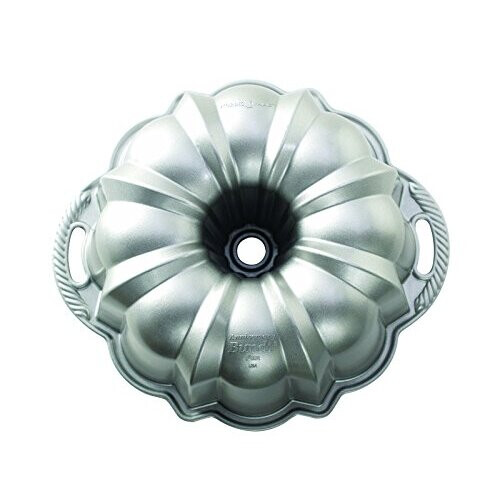 Nordic Ware Platinum Collection Anniversary Bundt Pan