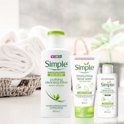Simple Simple KindToSkin BundleOf RichMoisturiser, Lotion, Facewash&Sheetmask 1