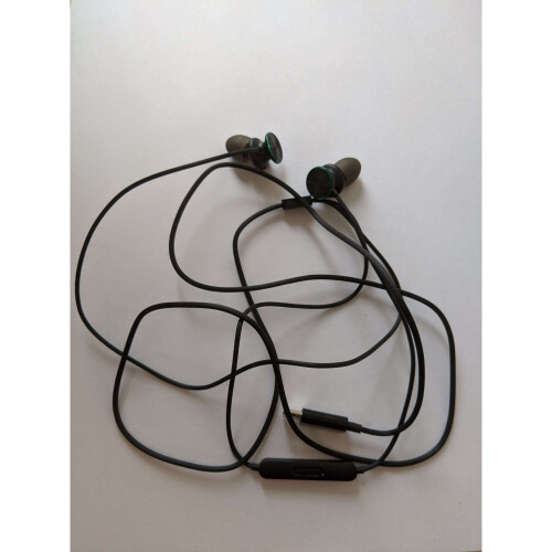 OPPO Official OPPO MH150 USB-C Earphones - Black with Inline Mic & One-Button Control 2