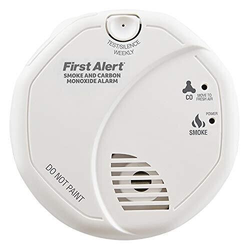 First Alert SCO5 Combination Optical Smoke Alarm & Carbon Monoxide Detector, AA Battery Powered