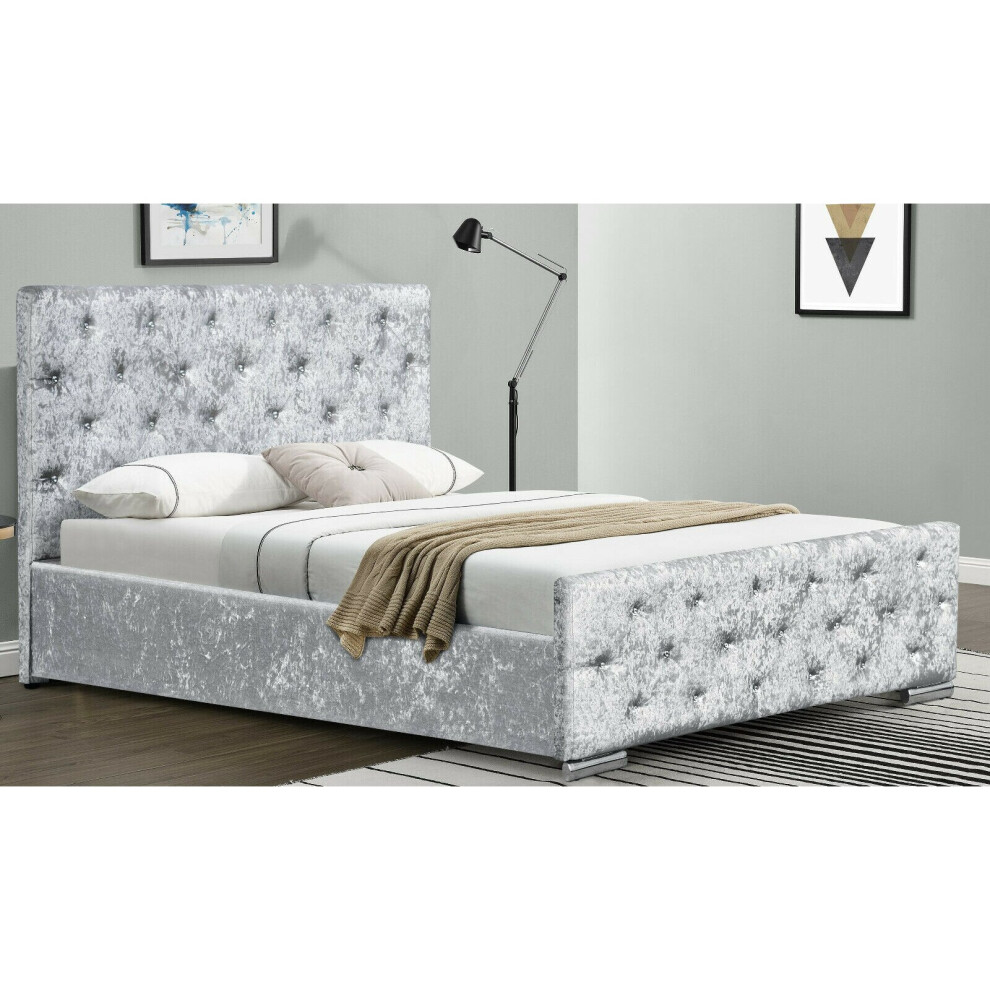 (5ft Kingsize, Silver) Palma Crushed Velvet Diamante Chesterfield Bedframe