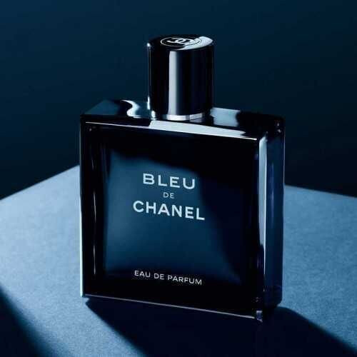 Chanel bleu store for men