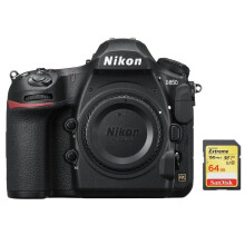 Corpo NIKON D850 + scheda SD SanDisk Extreme 64G