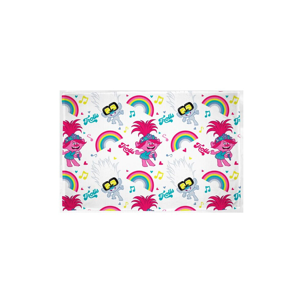 Trolls 2 Concert Fleece Blanket