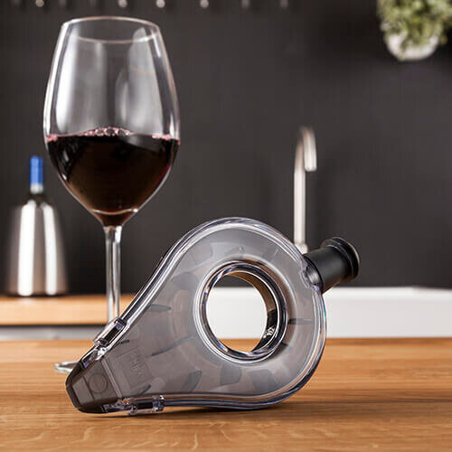 VacuVin Wine Aerator / Pourer 2