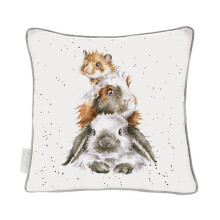 Wrendale Designs Piggy In The Middle Cushion