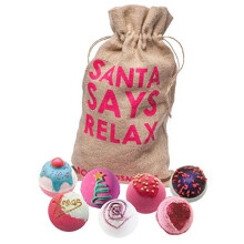 Bomb Cosmetics Santa Says Relax Handmade Hessian Sack Bath Blaster Gift Pack, Contains 7-Piece, 160g Each (Contents May Vary)